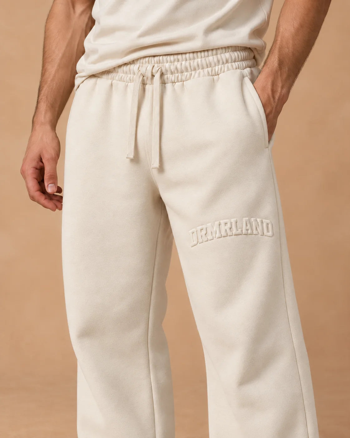 Cream DREAM set: jogger waistband and thigh logo