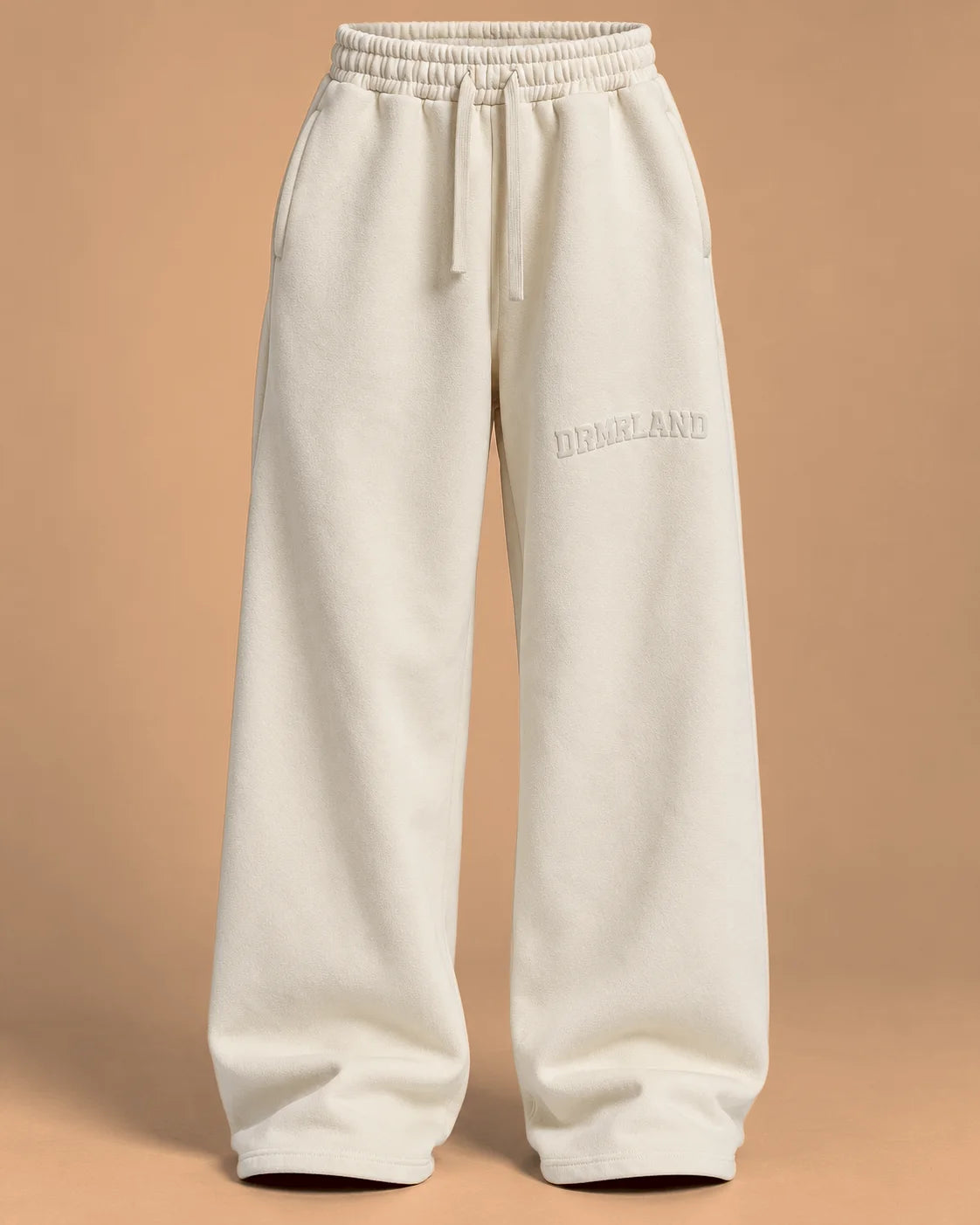 Cream DREAM set: joggers, front