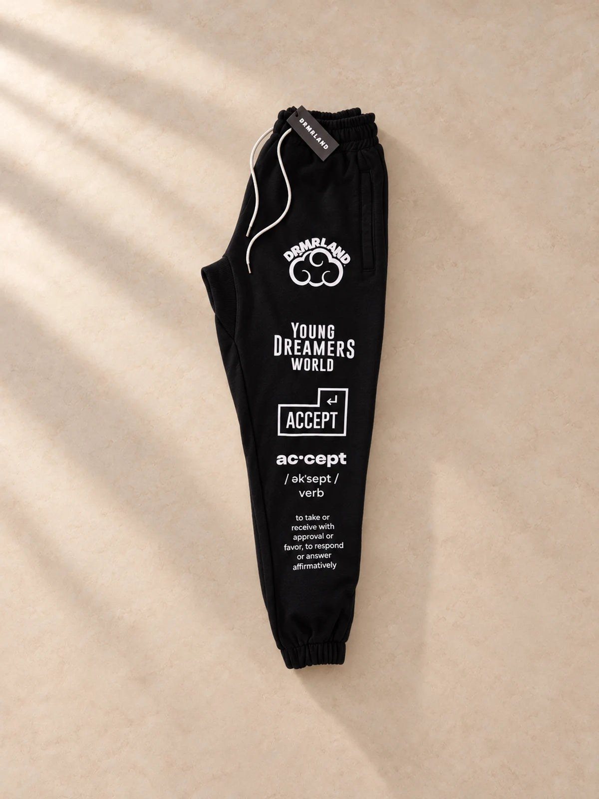 Acceptance jogger, black, product view