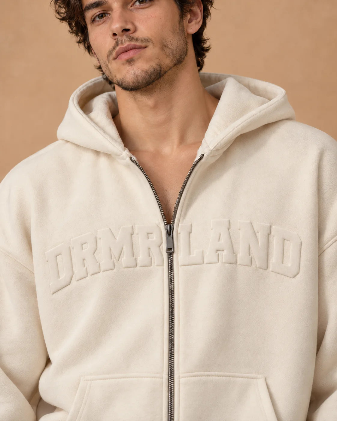 Cream DREAM set: chest print and zipper macro